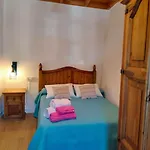 Semesterbostad La Casina Roja - Santolaya De Cabranes *