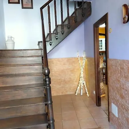 Nyaraló La Casina Roja - Santolaya De Cabranes Arboleya