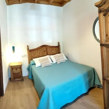 Nyaraló La Casina Roja - Santolaya De Cabranes *