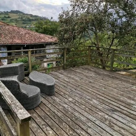 La Casina Roja - Santolaya De Cabranes * Arboleya
