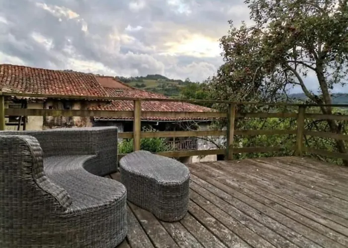 La Casina Roja - Santolaya De Cabranes * Arboleya