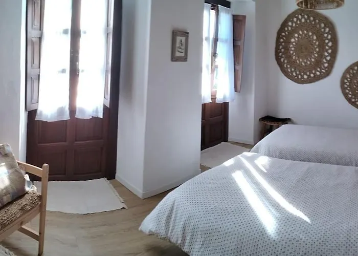 펜션 La Casina Roja - Santolaya De Cabranes