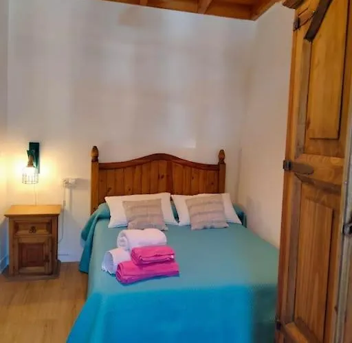 펜션 La Casina Roja - Santolaya De Cabranes *